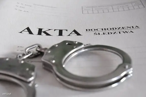 Zatrzymania czterech poszukiwanych mężczyzn przez sierpeckich policjantów